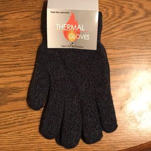 Woman’s thermal gloves